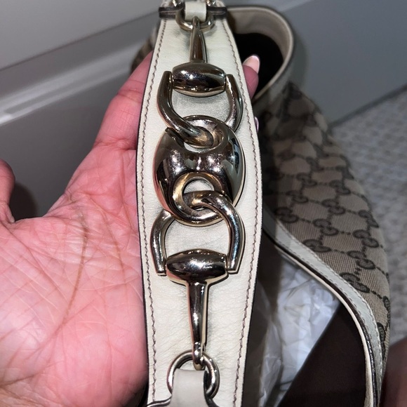 White Gucci Canvas Hobo Bag and Wallet Set - Picture 6 of 13